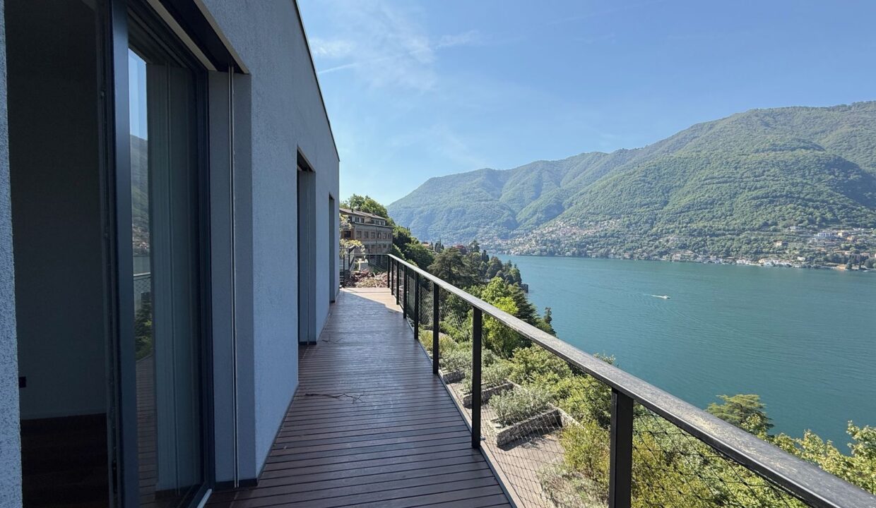Luxury Contemporary Villa with Lake View Torno Lake Como