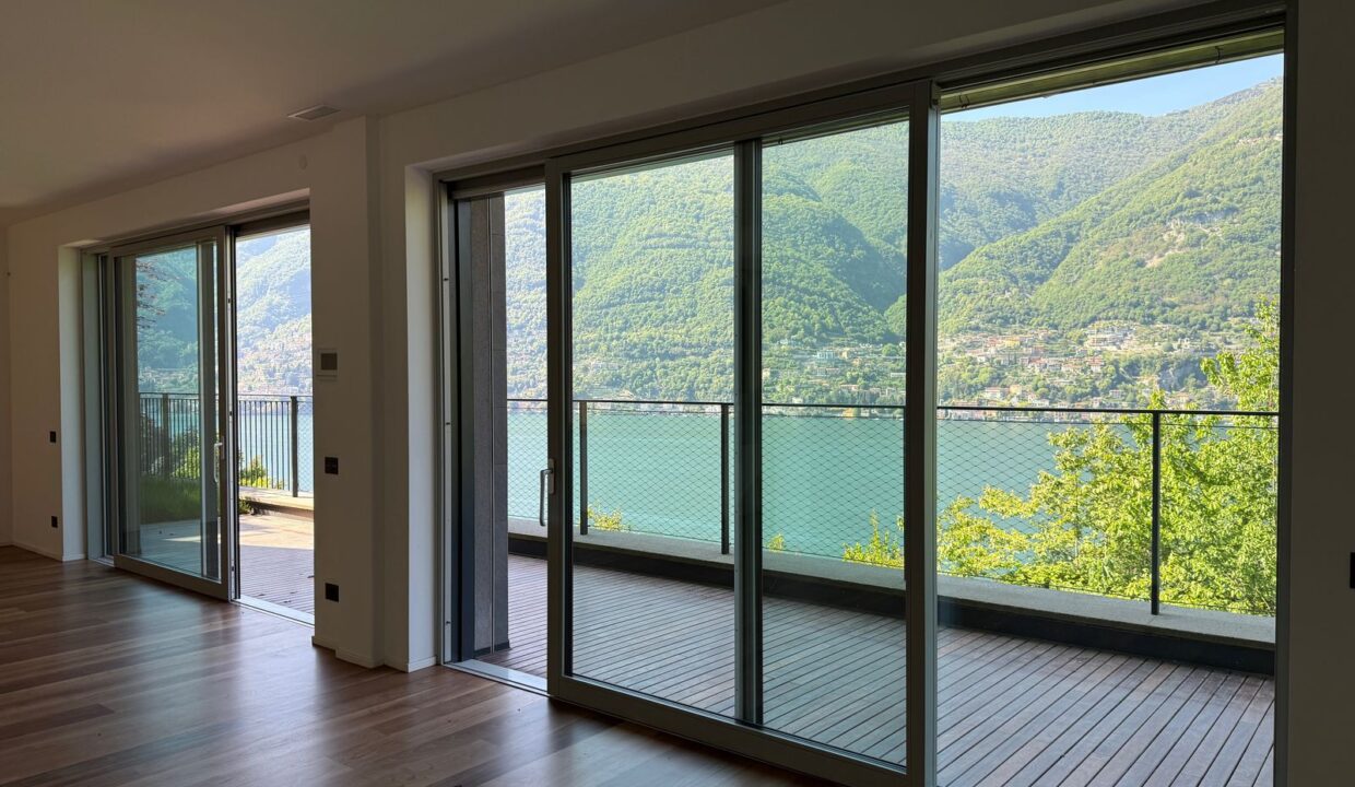 Luxury Contemporary Villa with Lake View Torno Lake Como
