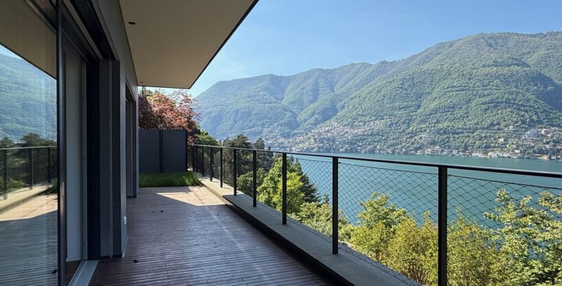 Luxury Contemporary Villa with Lake View Torno Lake Como