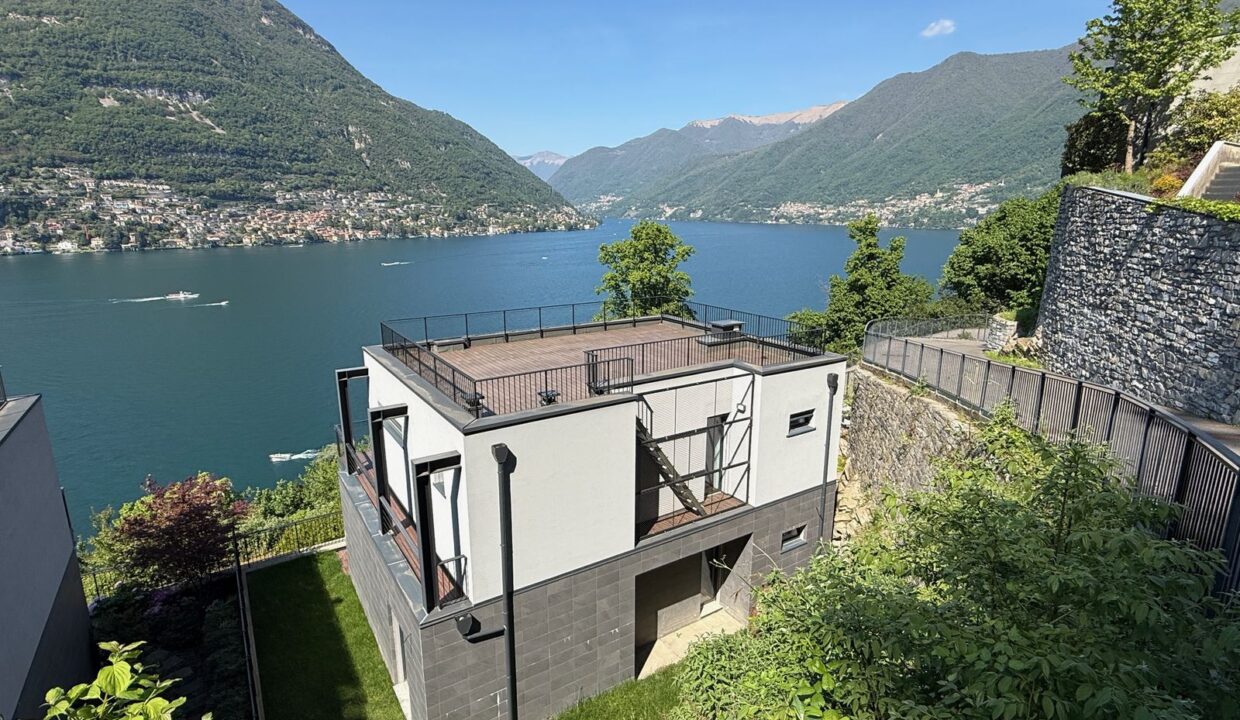 Luxury Contemporary Villa with Lake View Torno Lake Como