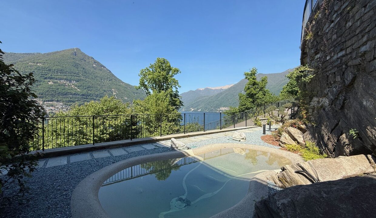 Luxury Contemporary Villa with Lake View Torno Lake Como