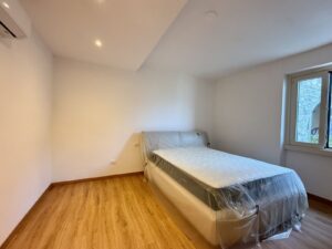 Front Lake Property with Garden Lezzeno