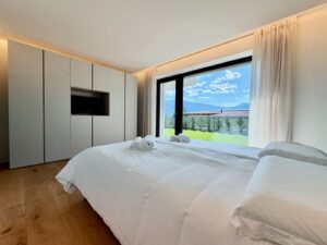 Luxury Villa with Swimming Pool Lake Como Colico