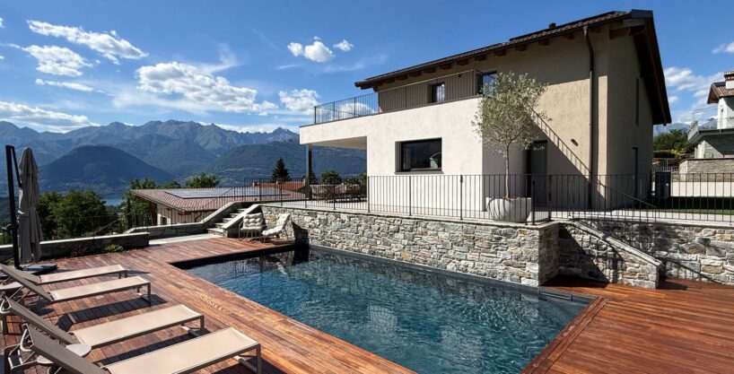 Luxury Villa with Swimming Pool Lake Como Colico