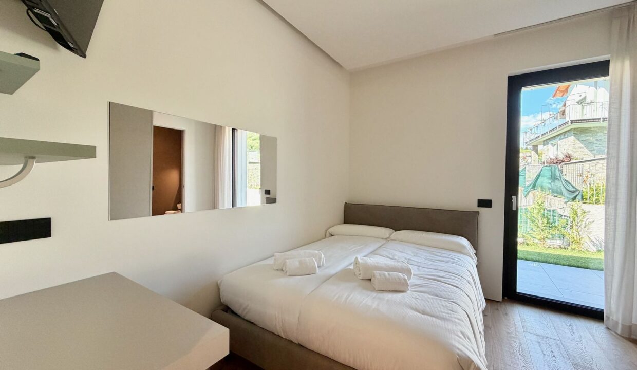 Luxury Villa with Swimming Pool Lake Como Colico