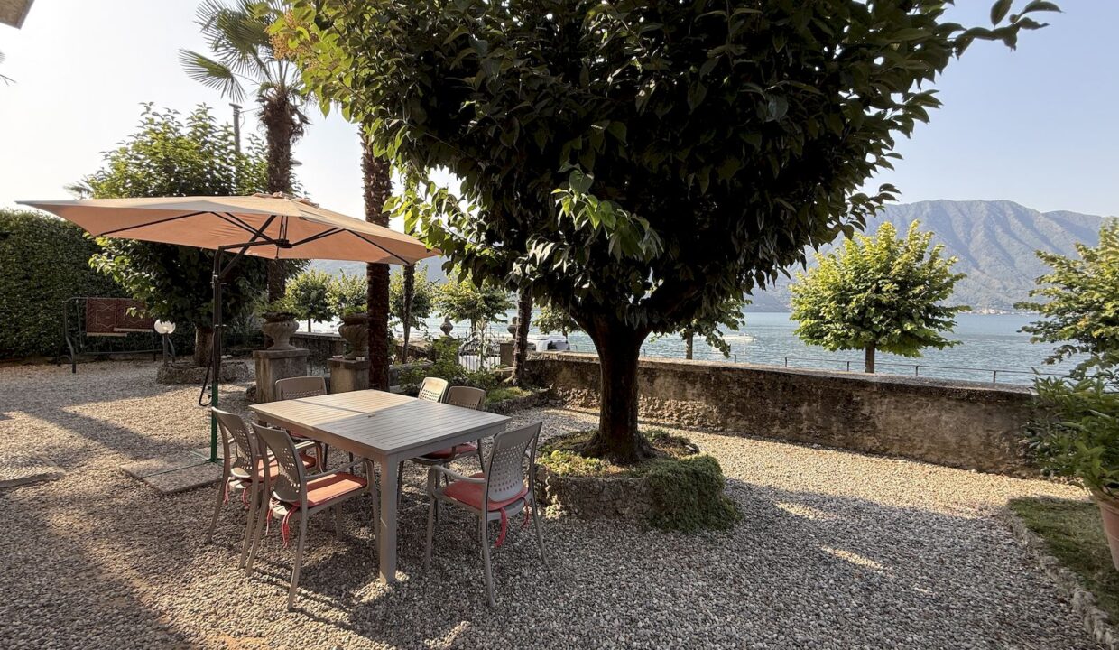 Lake Como Tremezzo Belle Époque Lakefront Villa
