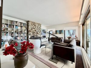 Villa with Swimming Pool, Garden and Lake View - Pianello Lario