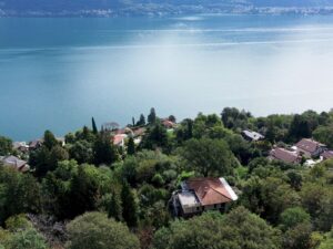 Villa with Swimming Pool, Garden and Lake View - Pianello Lario