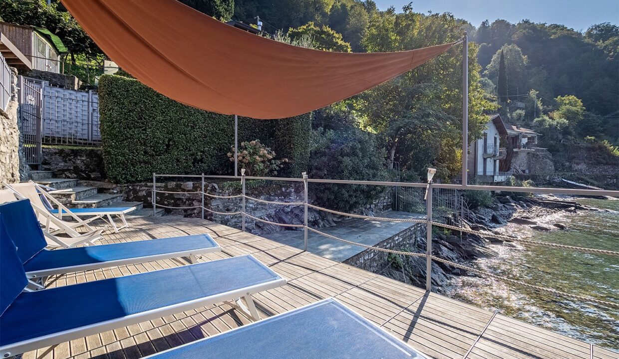 Lake Como Lezzeno Exclusive Waterfront Property