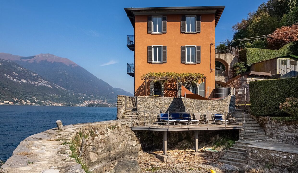 Lake Como Lezzeno Exclusive Waterfront Property