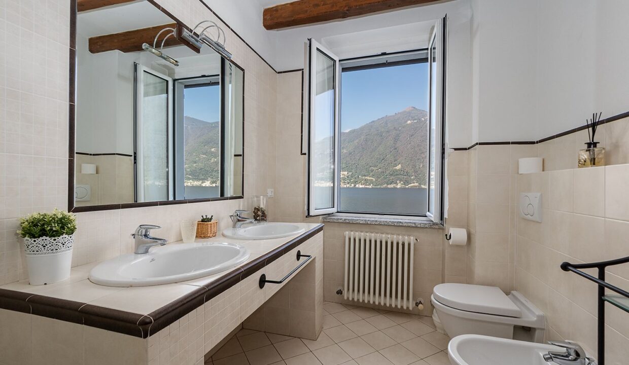 Lake Como Lezzeno Exclusive Waterfront Property
