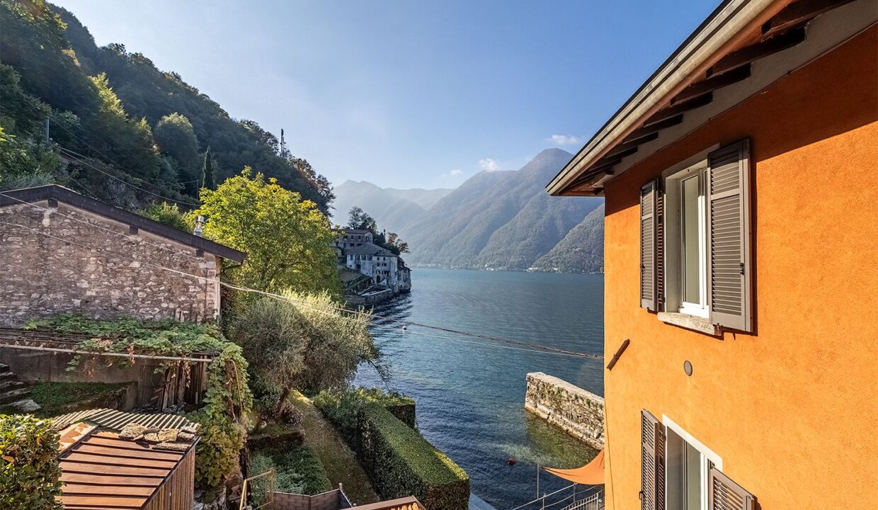 Lake Como Lezzeno Exclusive Waterfront Property
