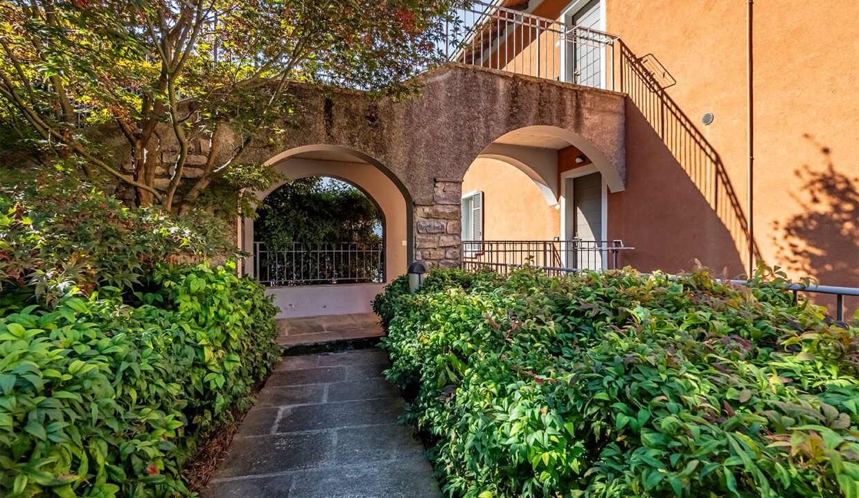 Lake Como Lezzeno Exclusive Waterfront Property