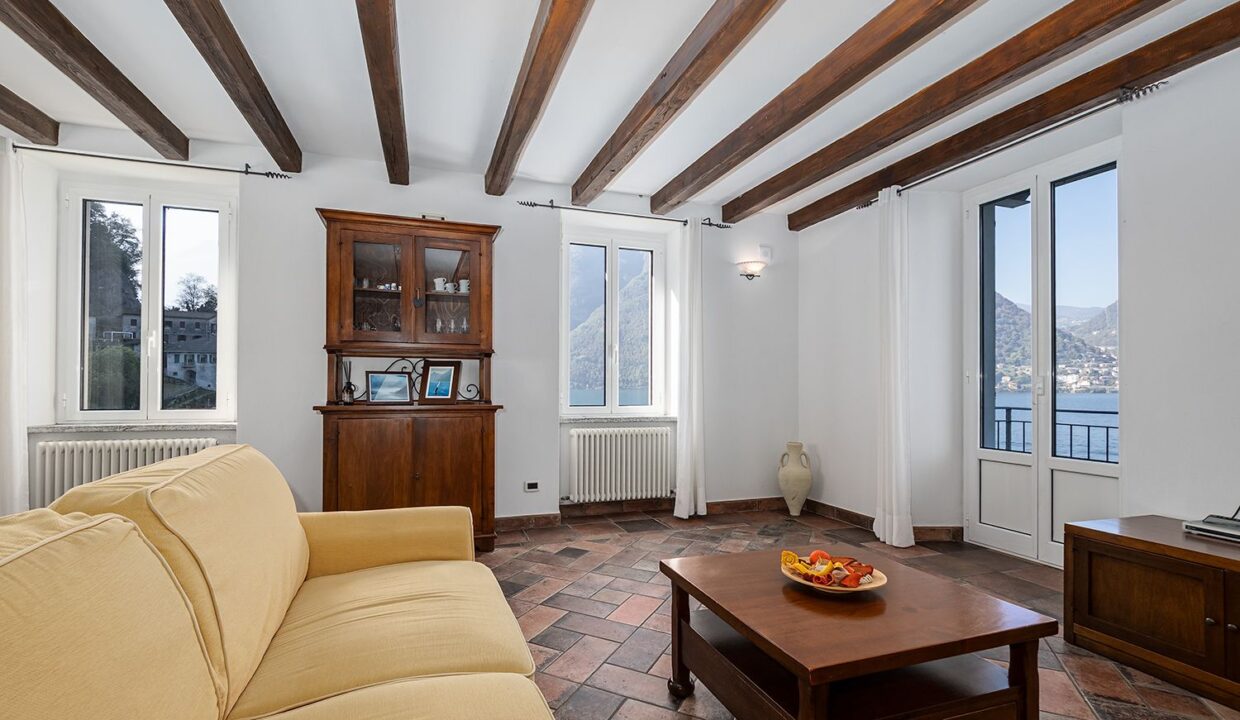 Lake Como Lezzeno Exclusive Waterfront Property