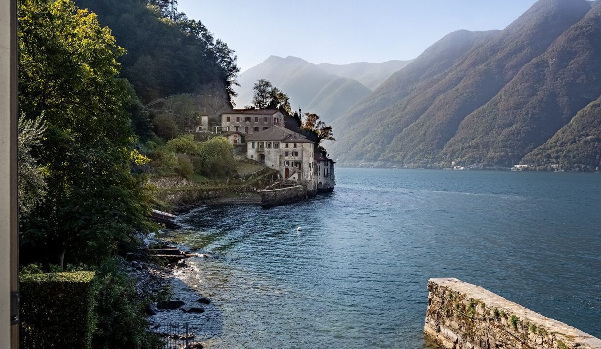 Lake Como Lezzeno Exclusive Waterfront Property