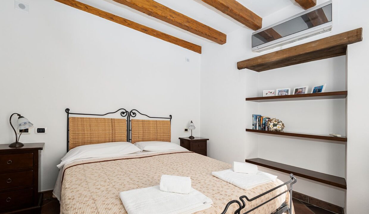 Lake Como Lezzeno Exclusive Waterfront Property