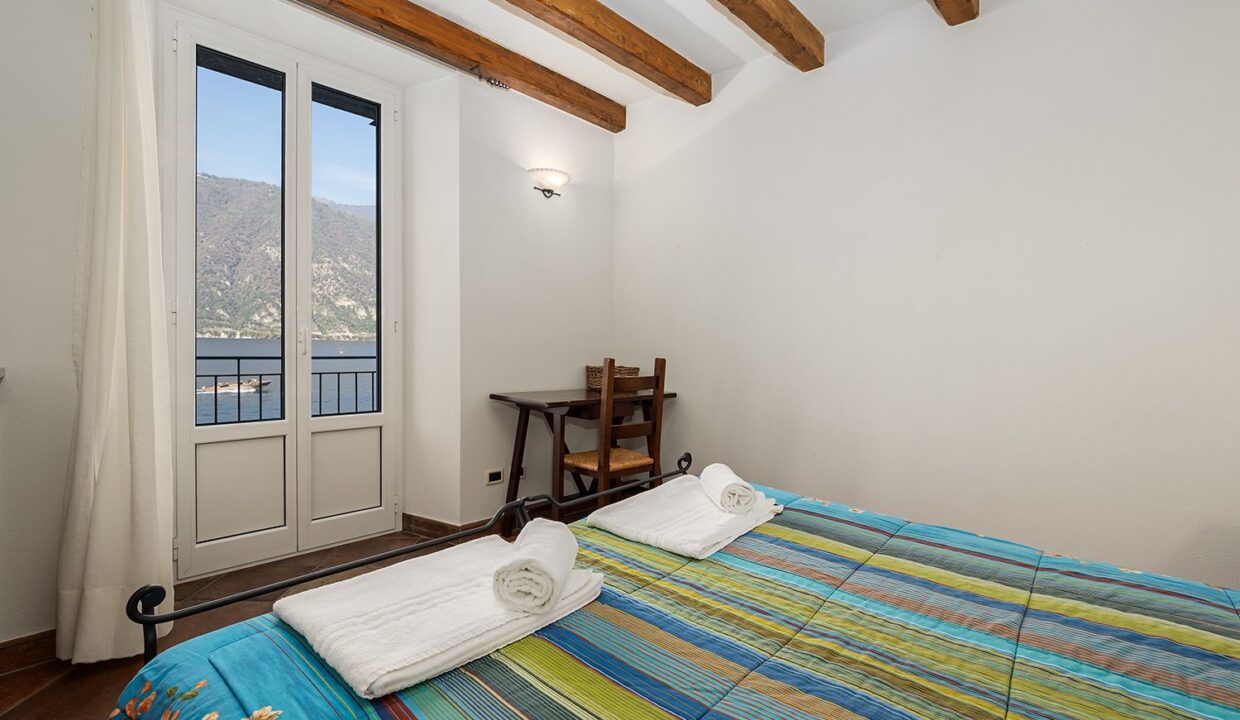 Lake Como Lezzeno Exclusive Waterfront Property